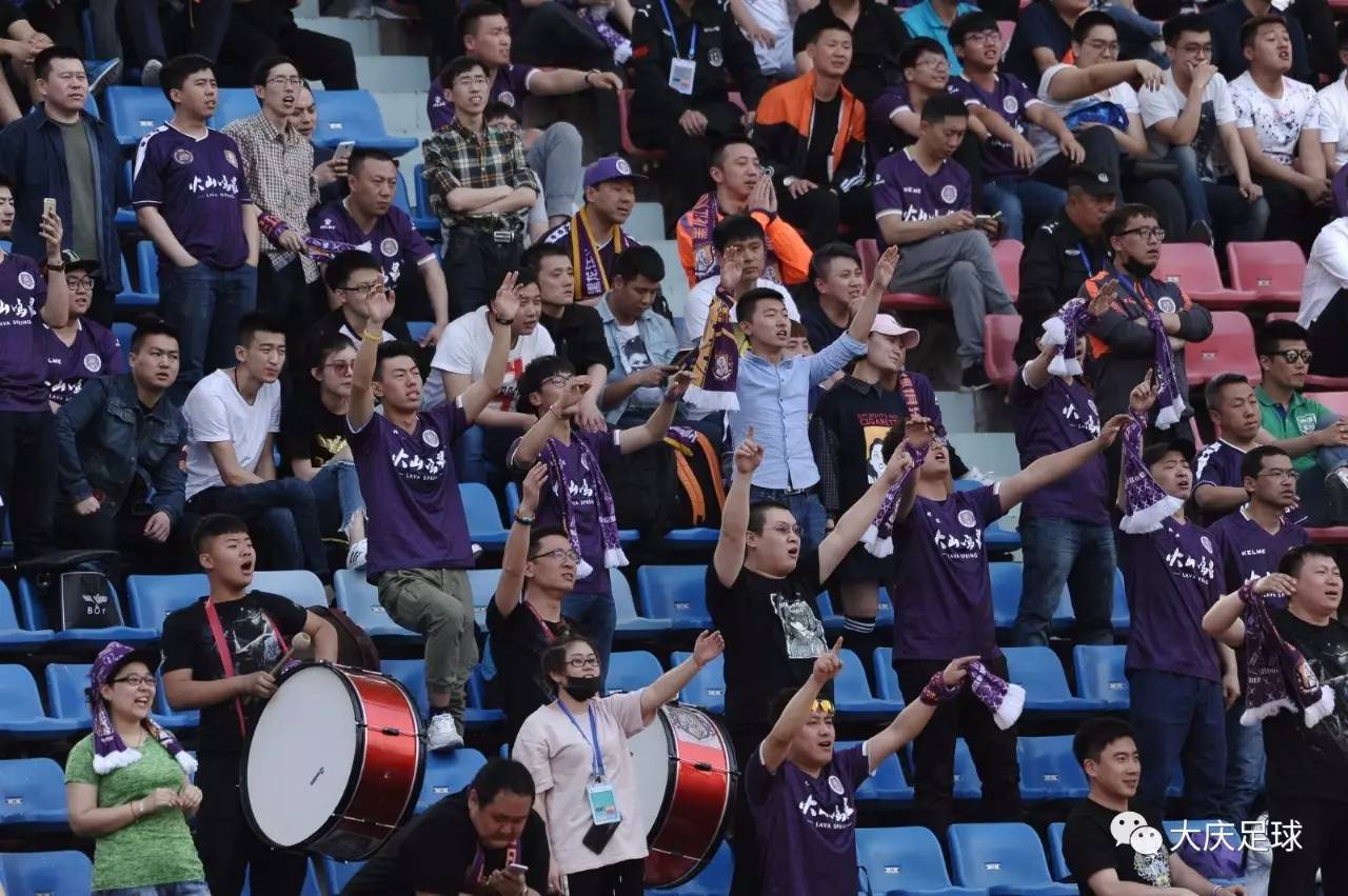 包含黑龙江火山主场取得胜利，豪取三分的词条