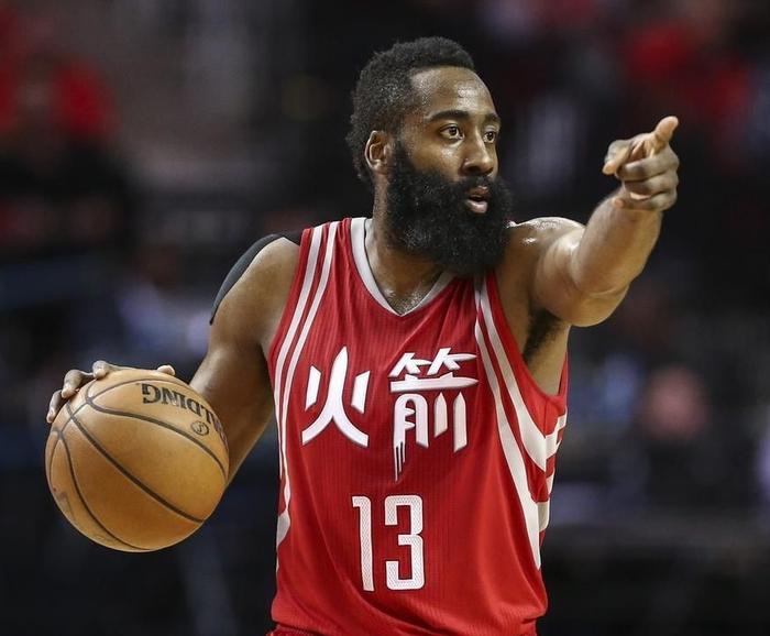 关于火箭队主帅赴慈善活动传授技艺，鼓励更多球员奋力拼搏的信息