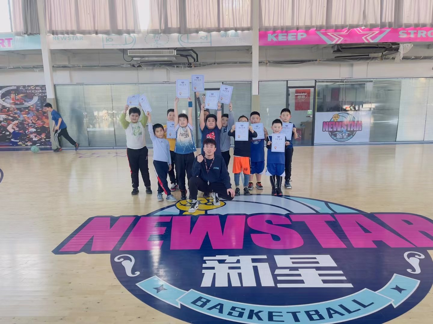 国际篮球舞台迎来新星，联赛愈加精彩的简单介绍