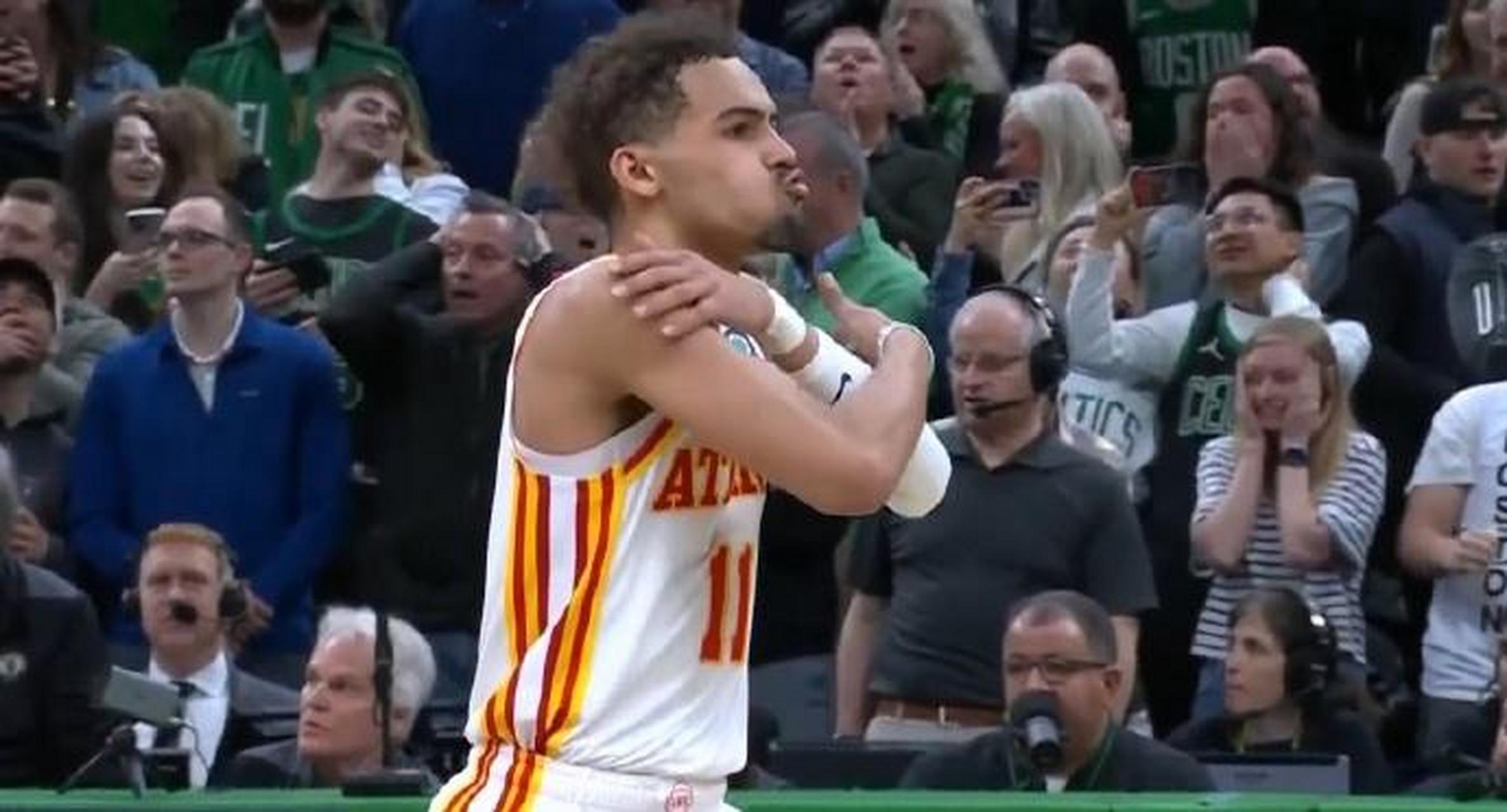 包含亚特兰大客场逆转,赢得宝贵三分的词条 包含亚特兰大客场逆转,赢得宝贵三分的词条