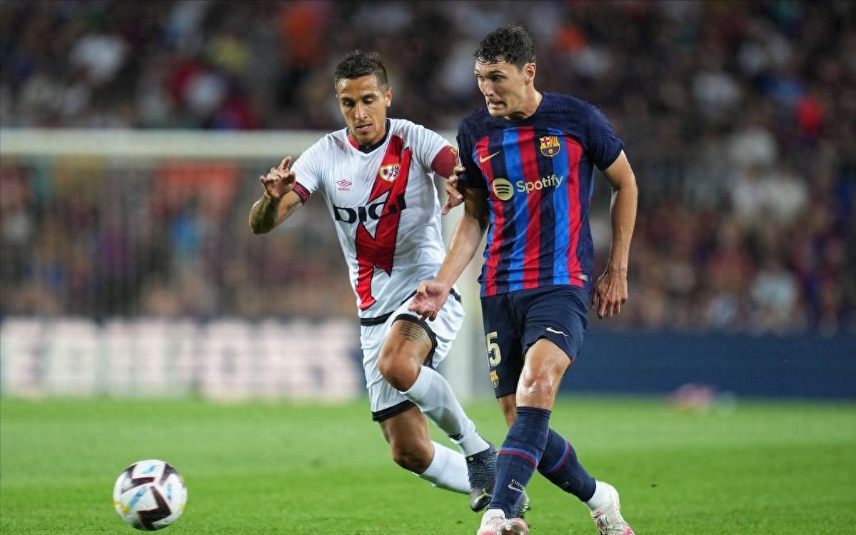 尤文图斯三球逆转，巴塞罗那惨遭淘汰