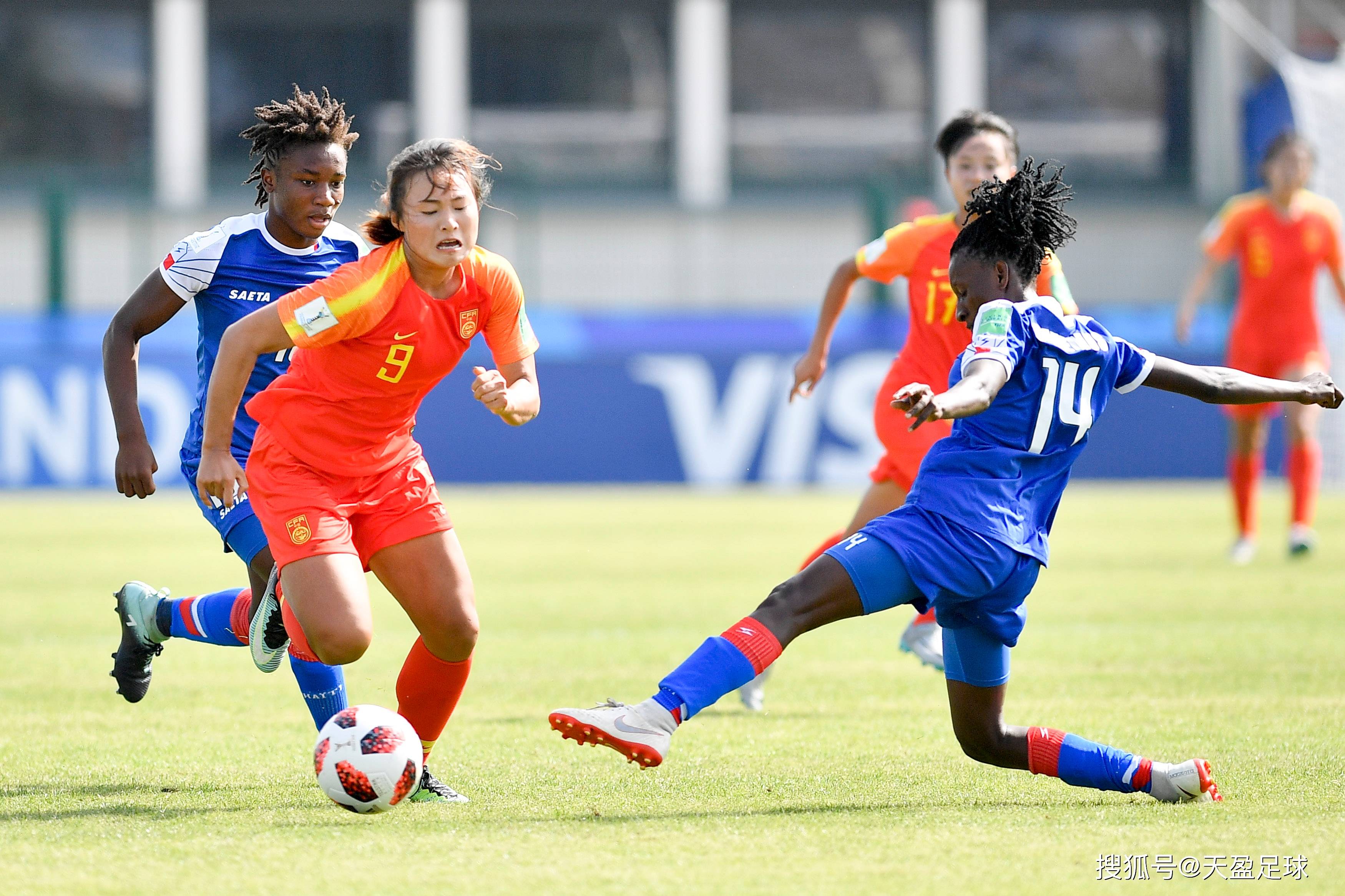 关于中国女队在国际足球赛场展现出强大实力的信息