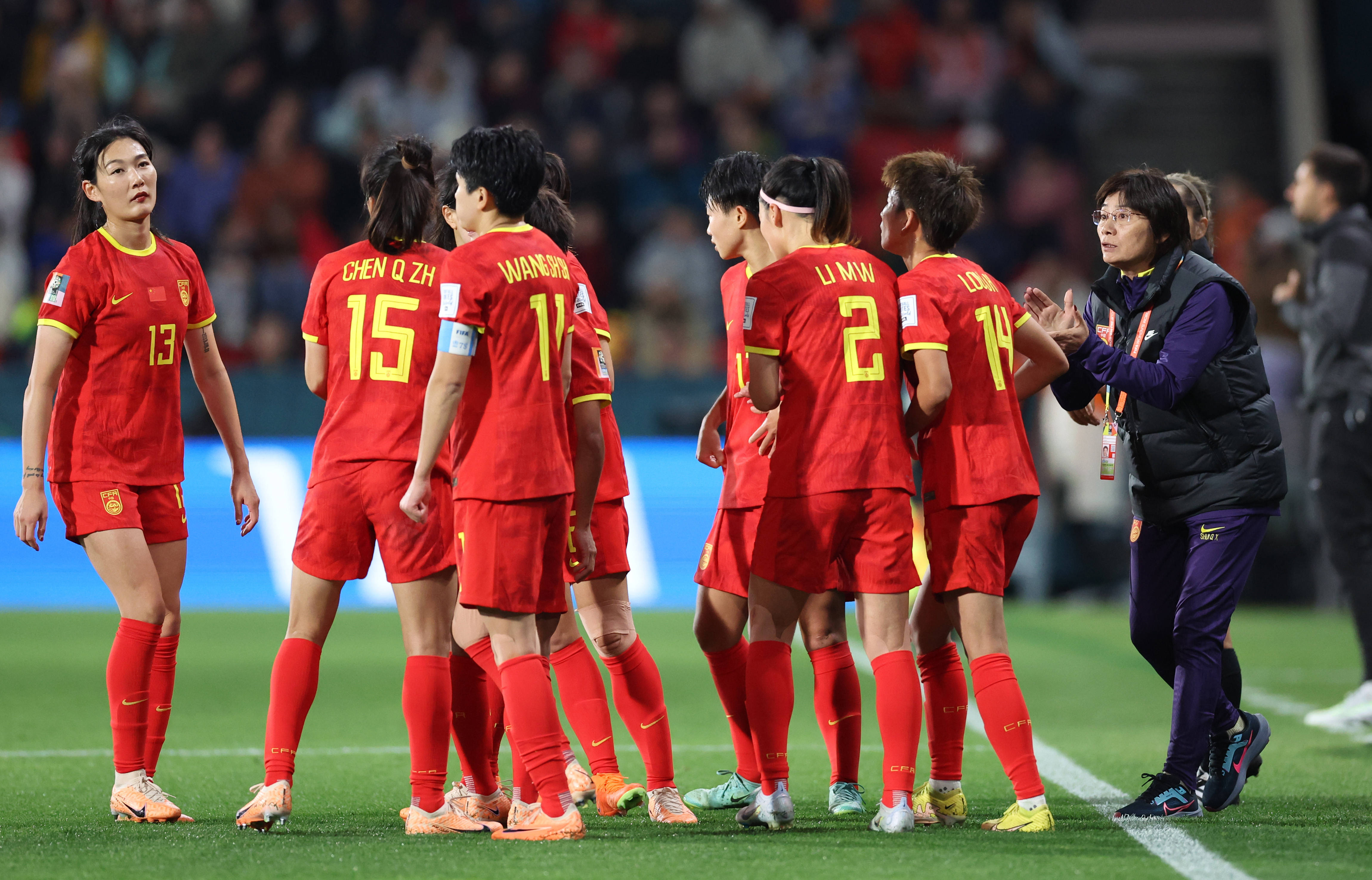 关于中国女队在国际足球赛场展现出强大实力的信息