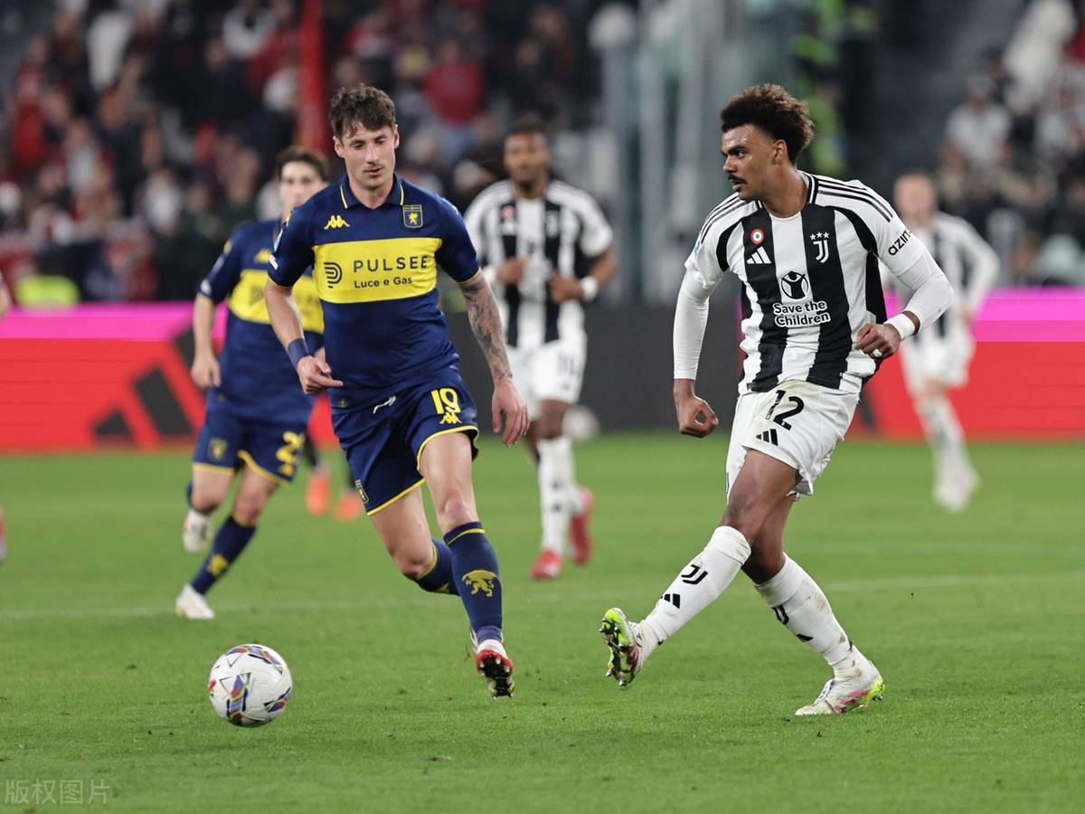 关于尤文图斯球迷组织抗议活动,要求更换教练的信息 关于尤文图斯球迷组织抗议活动,要求更换教练的信息