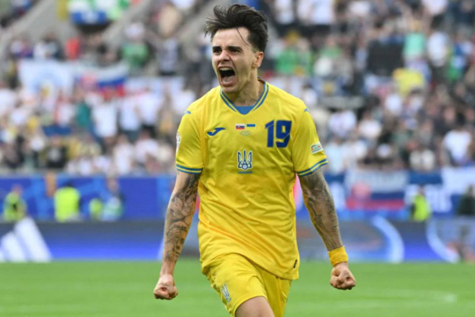 包含斯洛伐克客场不敌俄罗斯,遭遇两连败的词条 包含斯洛伐克客场不敌俄罗斯,遭遇两连败的词条