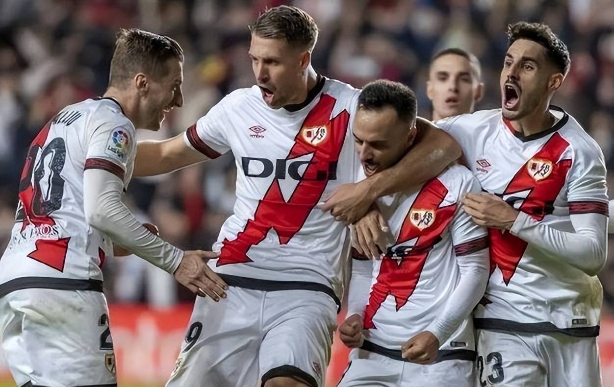 包含快讯:皇家马德里抵达美国备战世俱杯的词条 包含快讯:皇家马德里抵达美国备战世俱杯的词条