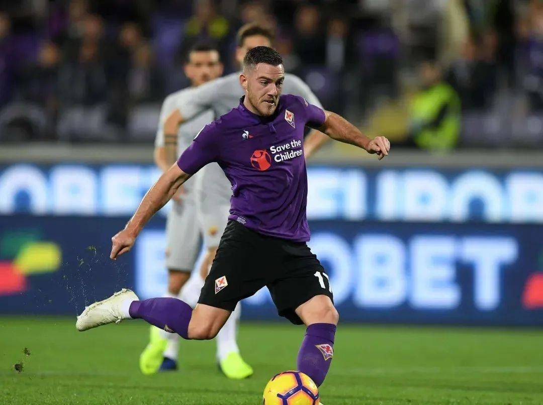 包含里昂队前锋实力彰显成为焦点的词条 包含里昂队前锋实力彰显成为焦点的词条