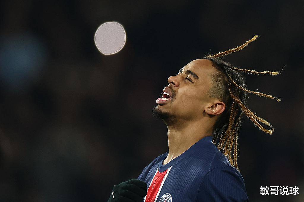 巴黎圣日耳曼球员斩获帽子戏法 巴黎圣日耳曼球员斩获帽子戏法