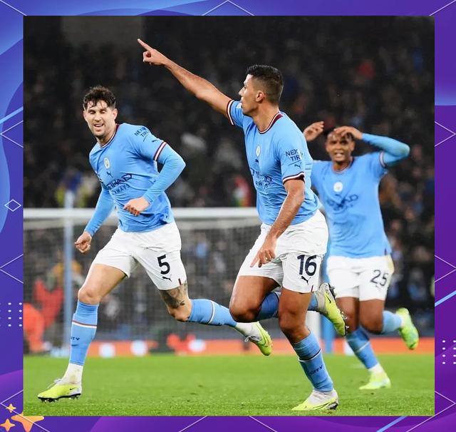 里尔捧杯庆祝,成功晋级欧冠四强 里尔捧杯庆祝,成功晋级欧冠四强