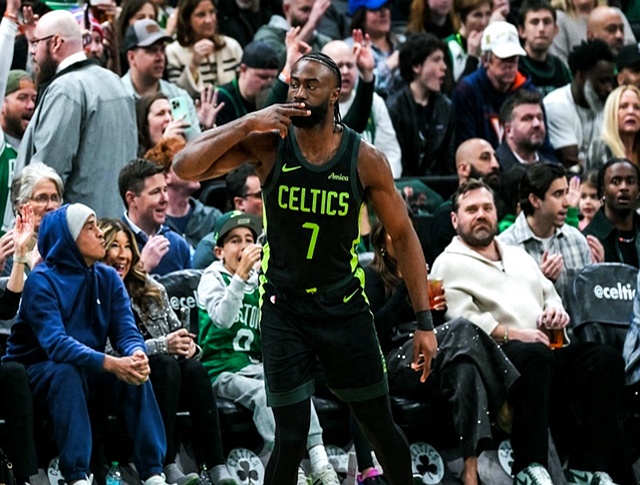 包含凯尔特人主帅调整战术,助球队逆袭的词条 包含凯尔特人主帅调整战术,助球队逆袭的词条