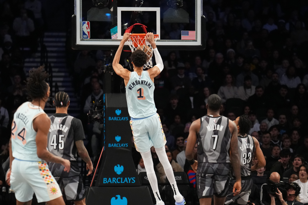 马刺惜败篮网，遭遇连败