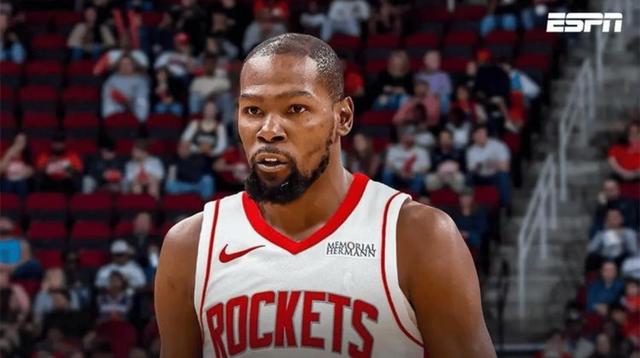 雄鹿B队血洗雄鹿,杜兰特送出助攻 雄鹿B队血洗雄鹿,杜兰特送出助攻