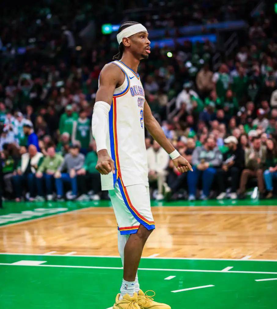 凯尔特人客场大胜雷霆 凯尔特人客场大胜雷霆