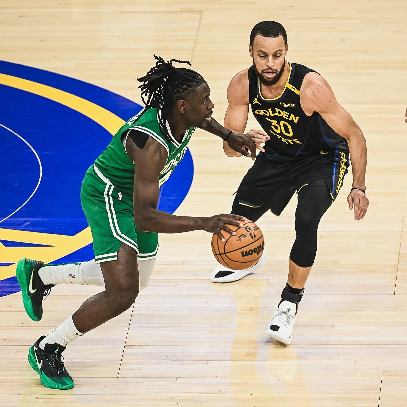 凯尔特人客场大胜雷霆 凯尔特人客场大胜雷霆