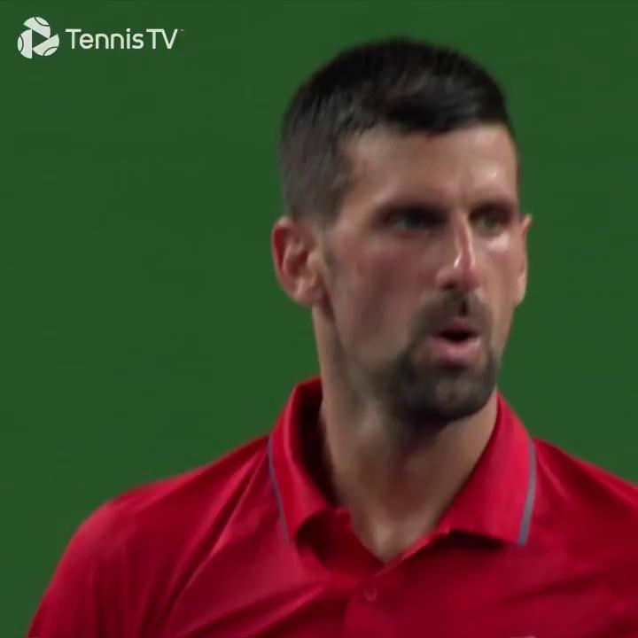 关于世界网球队血洗西班牙网球队，德约科维奇绝境逆转的信息