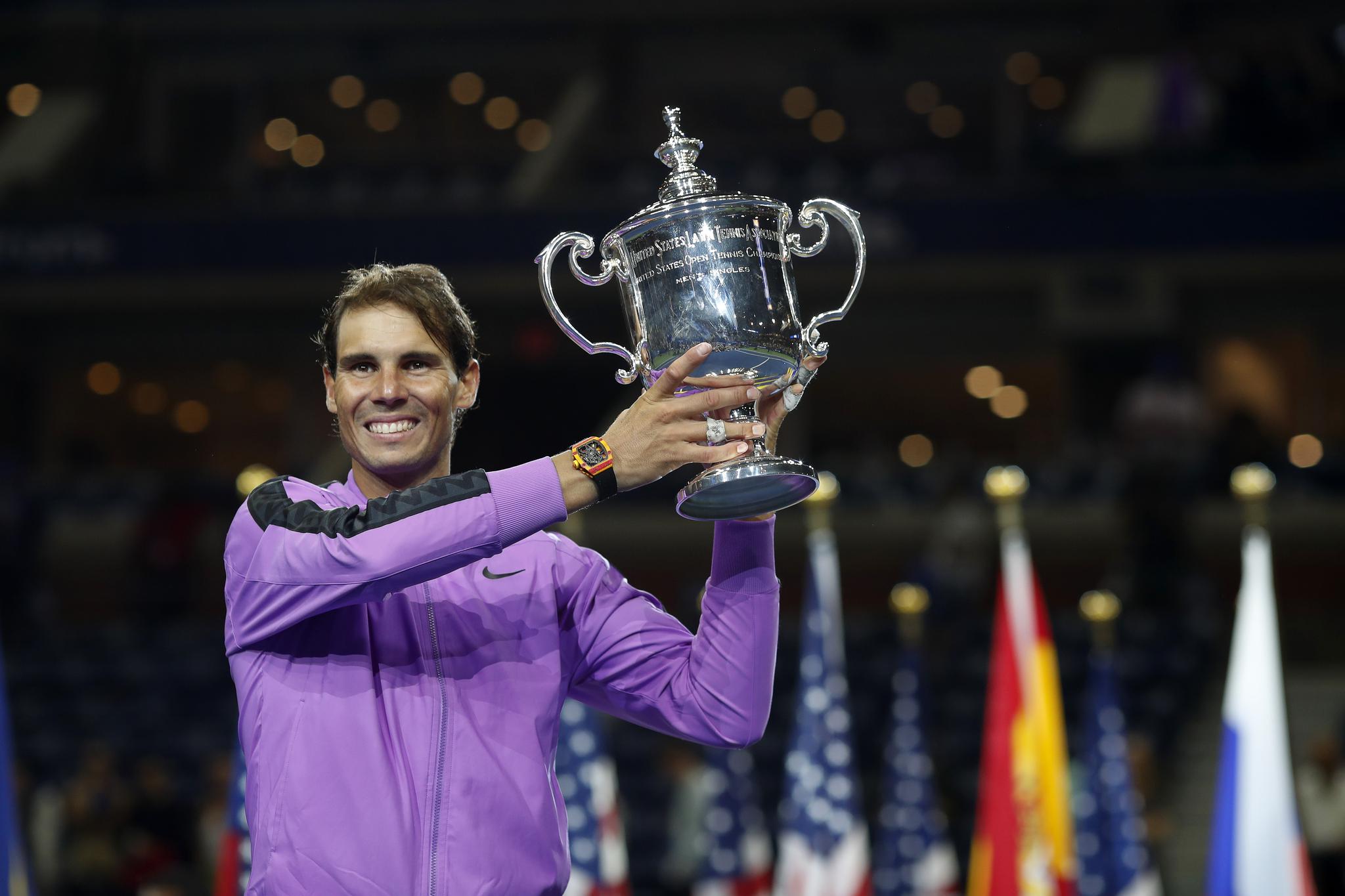 包含年终总决赛绝杀美网,纳达尔刷新纪录的词条 包含年终总决赛绝杀美网,纳达尔刷新纪录的词条