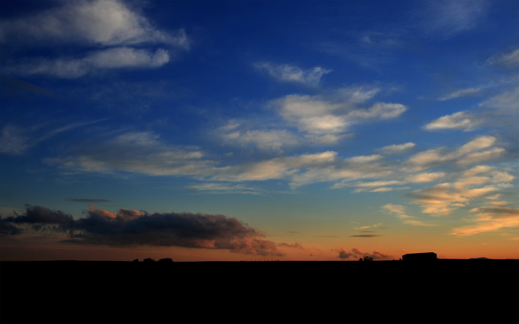 绝杀与接管,牙买加足球奇迹与门迪篮球传奇的交响