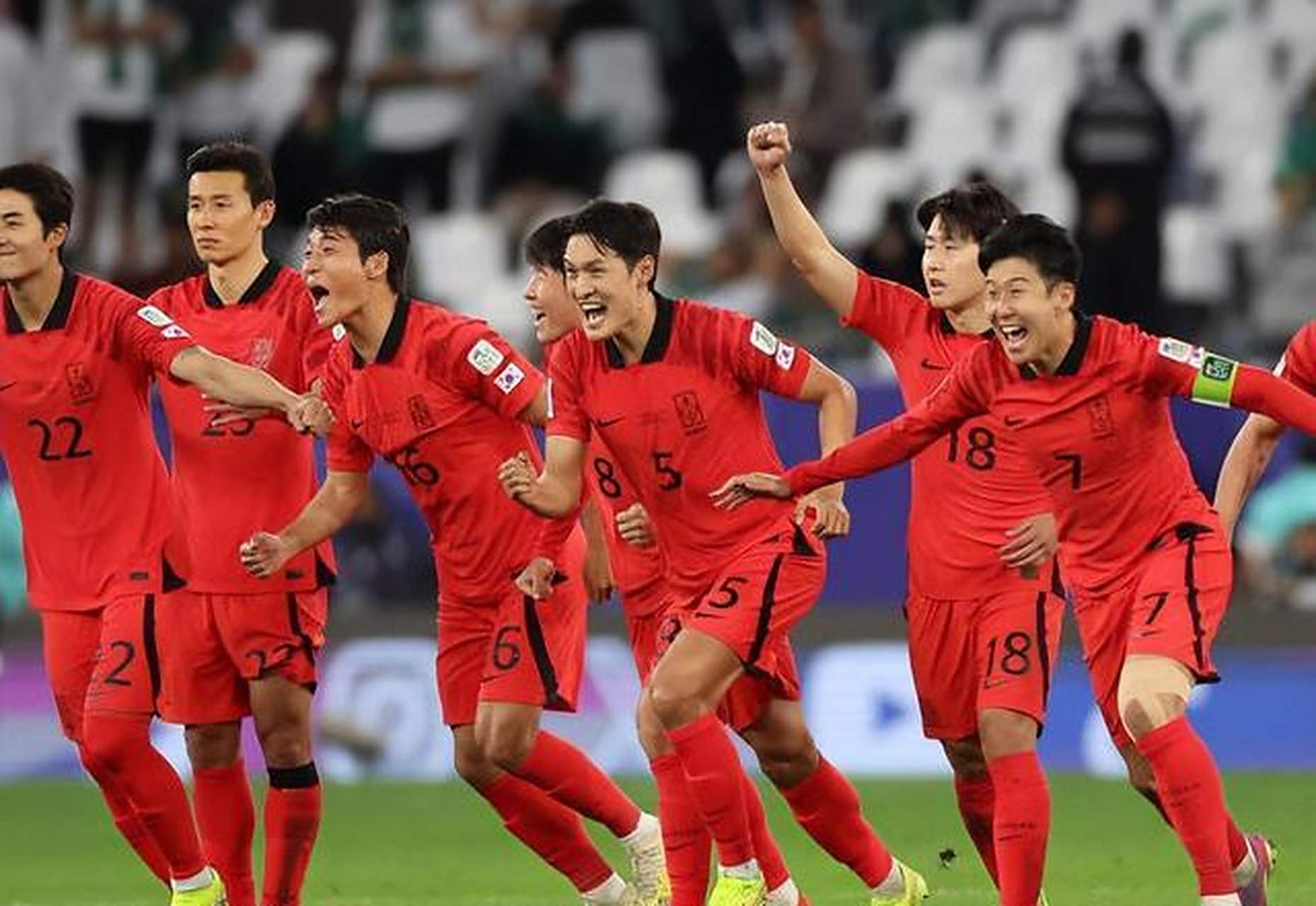 小贾伦爆发，吉林队全面压制上海队